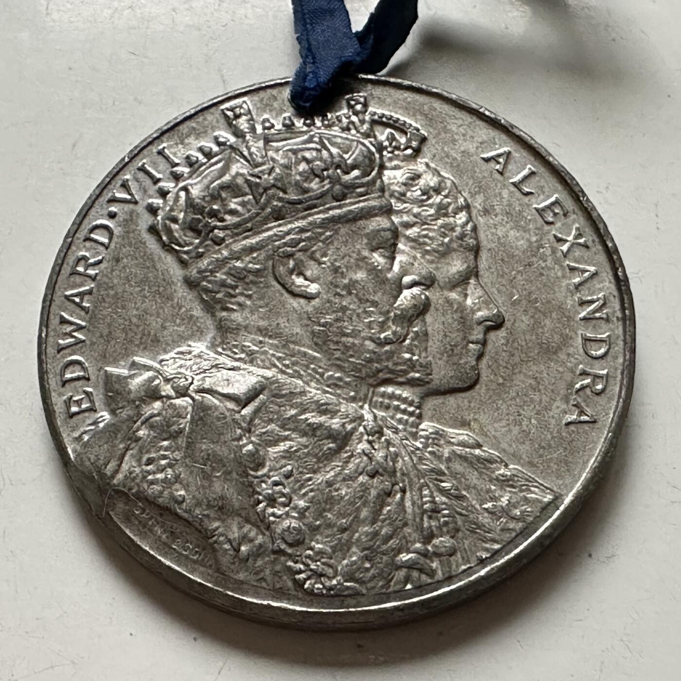 🌹外币初藏🌹🐯2026年第38场   每周二四六晚8️⃣点 世界钱币 英国 1902年 爱德华七世 亚历山德拉王后 谢菲尔德市 加冕纪念章 39.8毫米