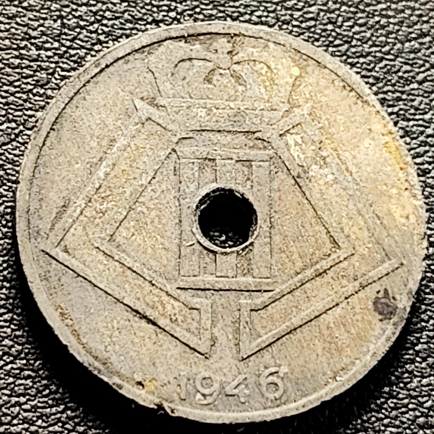 泉币菌-第220场-拍品多 请提前出价 。