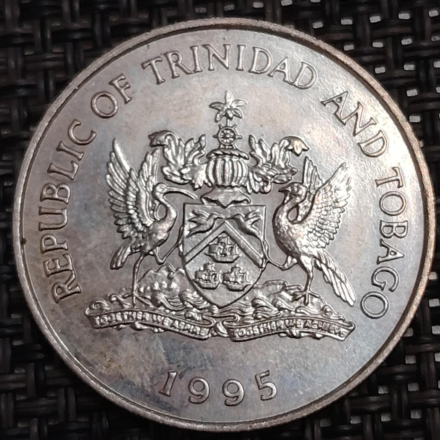 布加迪🐬～世界钱币(上海)🌾第 287 期 /  各国套币和散币 特立尼达多巴哥