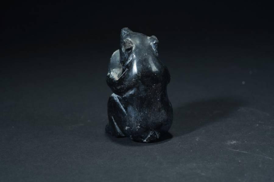 上海都达杂项专场六十六【全场包邮】 老石雕仿古熊摆件62-321