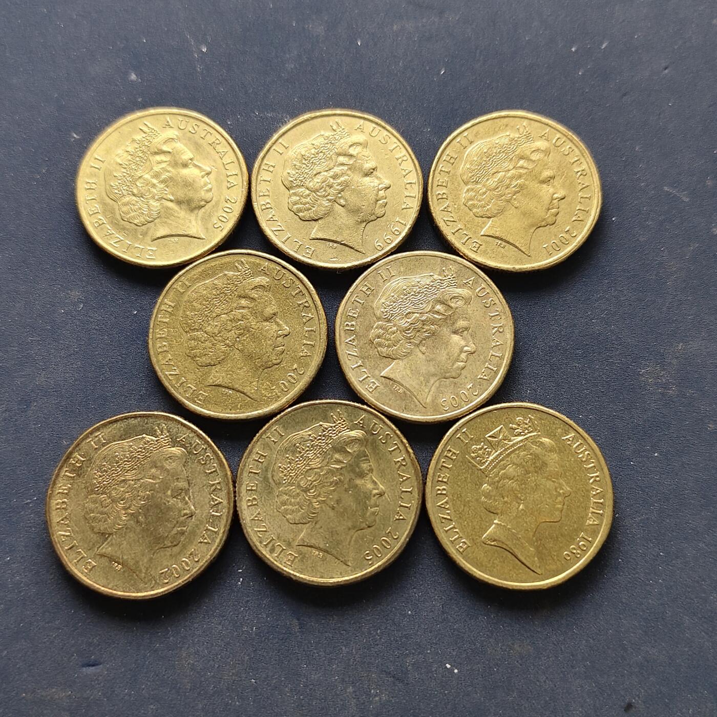 【全场包邮】纯粹捡漏拍518场 澳大利亚1986-2005年1元纪念币8枚一组