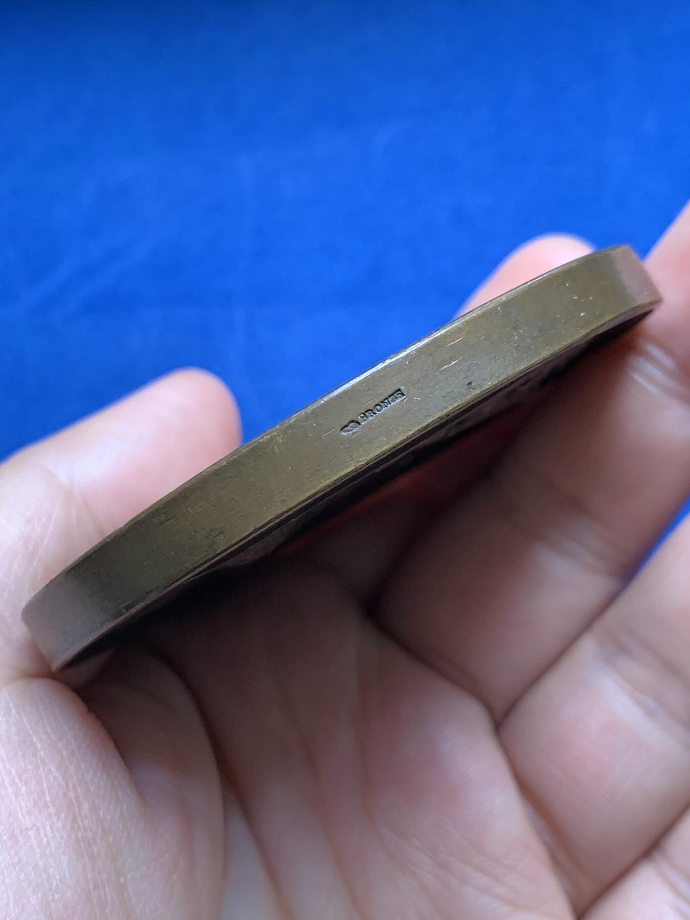 《竞宝斋》第477场 周日，周一 2场连拍 （全场包邮）欢迎送拍 纪念1804年拿破仑一世加冕纪念大铜章 164克 67.8mm 丰饶角铜标 后铸版本 细节很好得体现了原铸 大规格高浮雕