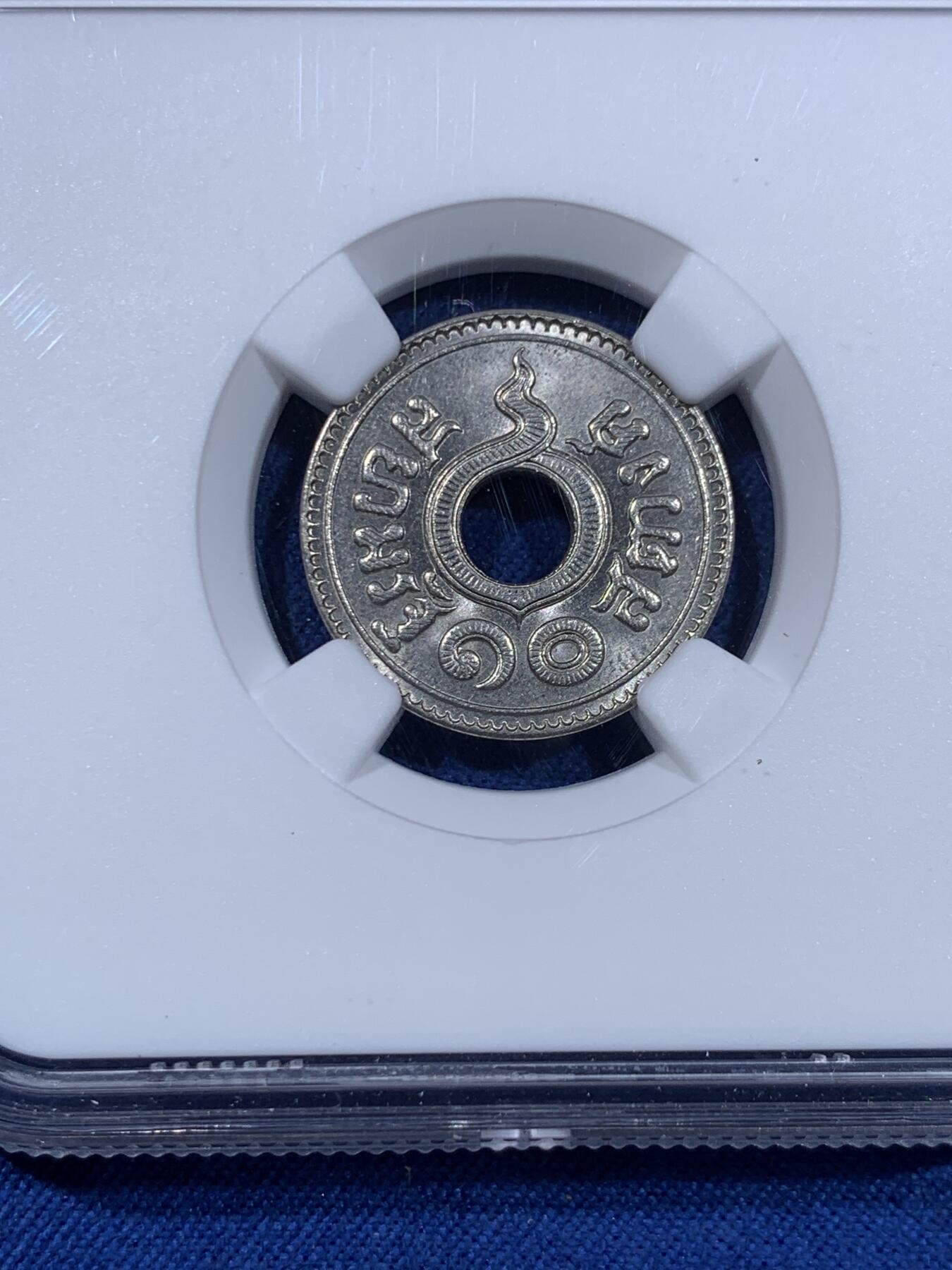 《竞宝斋》第477场 周日，周一 2场连拍 （全场包邮）欢迎送拍