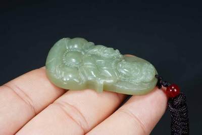 上海都达杂项专场103【全场包邮】  天然和田玉精雕《观音》挂件 福鉴定证书63-36