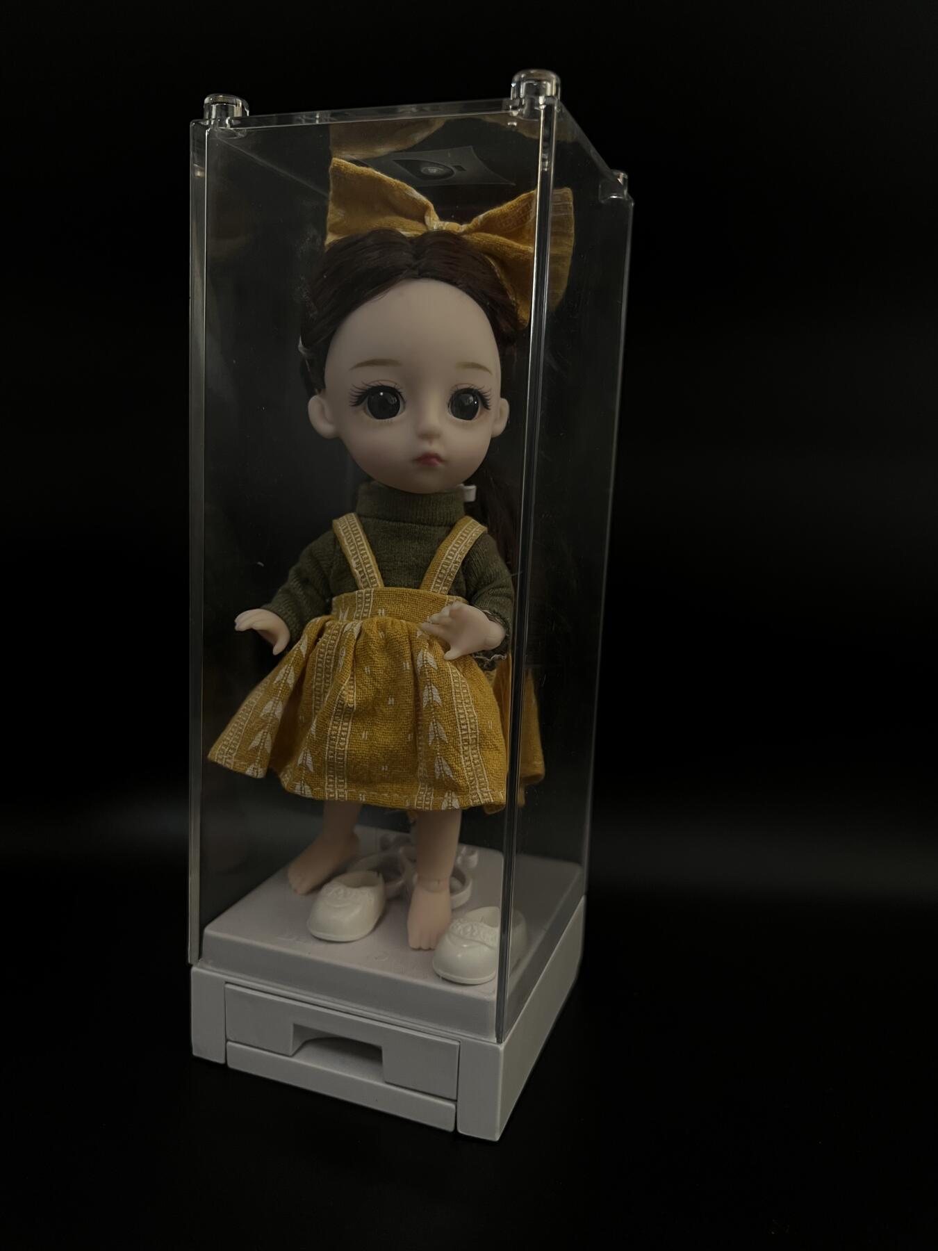 零元拍：正版食玩叮小马娃娃，可动素体，无瑕疵。积木格纳库收纳箱，底部抽屉可开，内含糖果一枚，购于伊藤洋华堂。高21.5CM（格纳库）无包装盒。