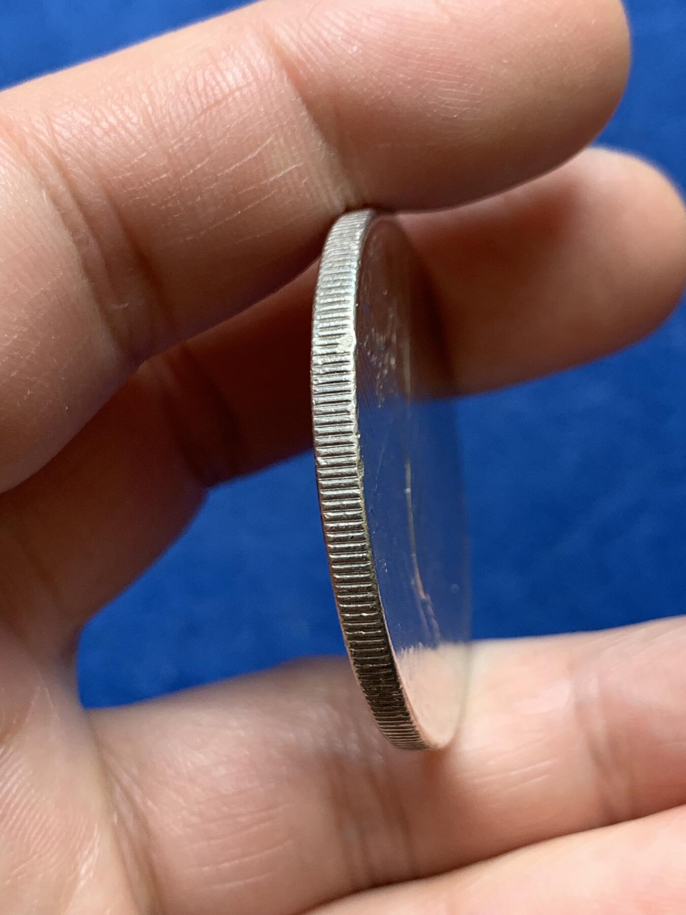 《竞宝斋》第477场 周日，周一 2场连拍 （全场包邮）欢迎送拍 美国1924年和平鸽1美元银币