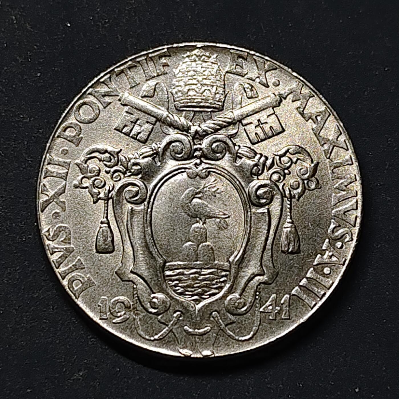 【全场包邮】纯粹捡漏拍518场 梵蒂冈1941年庇护十二世2里拉 UNC品相