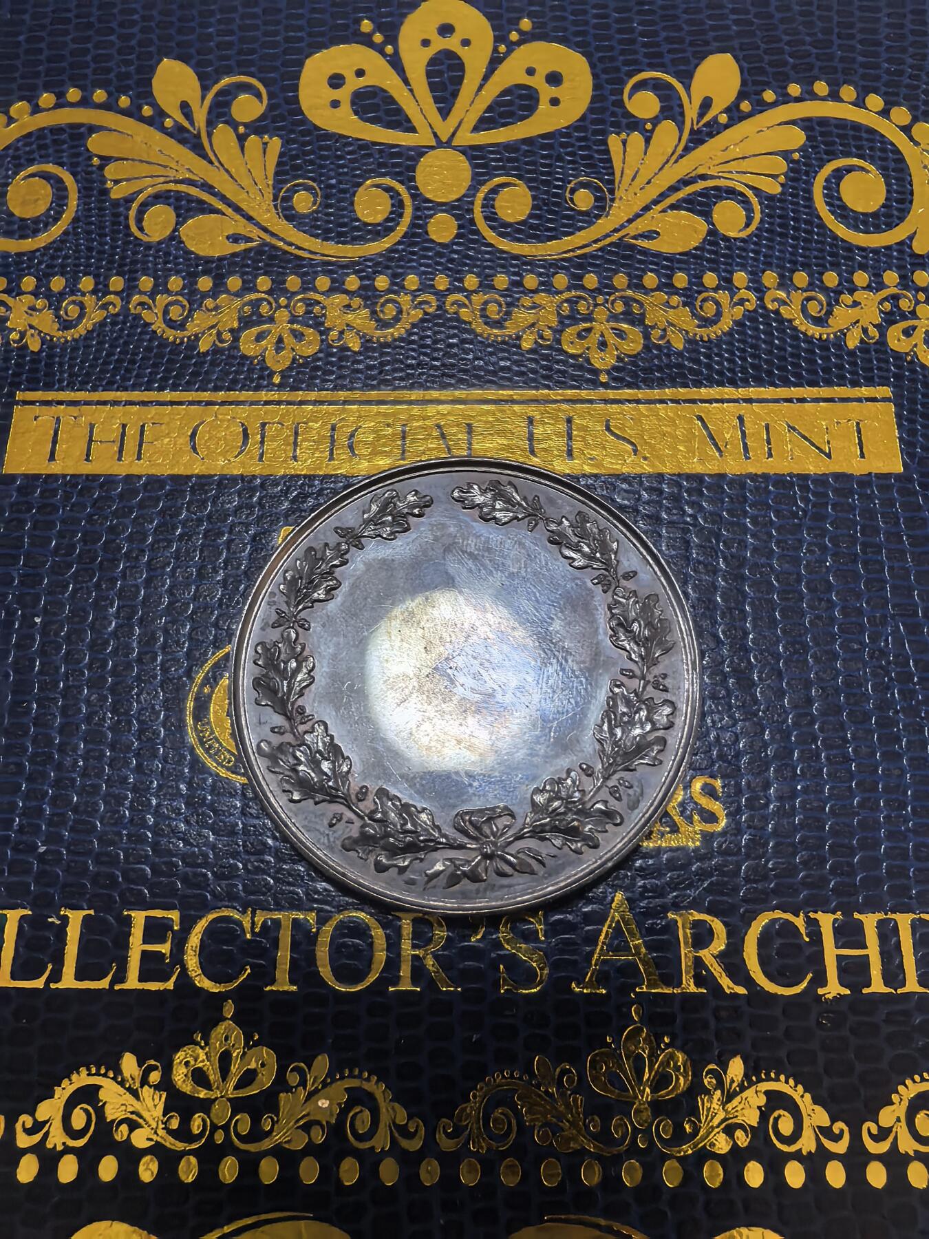 长老汇马年精选第十六场拍卖 1920-30德国柏林金丝雀养殖协会银章，22.56克，40MM