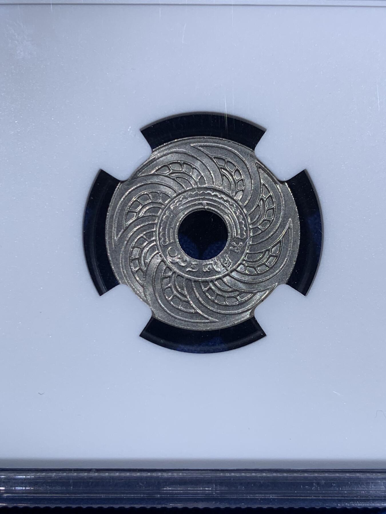 《竞宝斋》第477场 周日，周一 2场连拍 （全场包邮）欢迎送拍