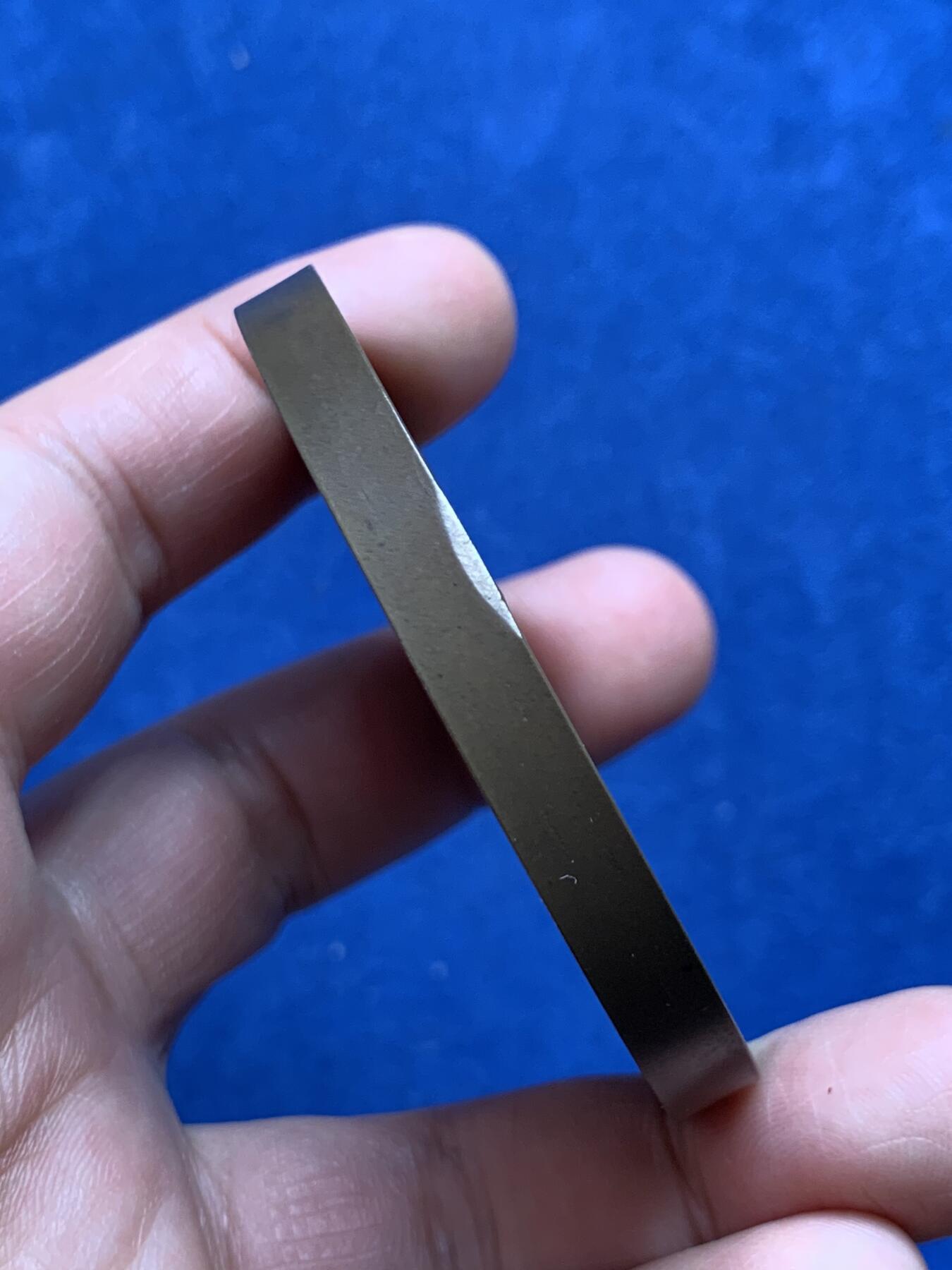 《竞宝斋》第477场 周日，周一 2场连拍 （全场包邮）欢迎送拍 英法握手主题大铜章，寓意友好合作，题材吉祥，139.2克，63.1mm，原盒（有损），收藏观赏俱佳