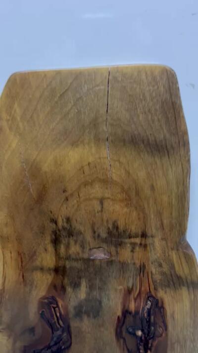 零元拍：NO5-7金丝楠干泡台茶盘 金光闪闪。尺寸约：34/24/15/2.8CM。  天然木料有裂，有瑕疵，介意勿拍。