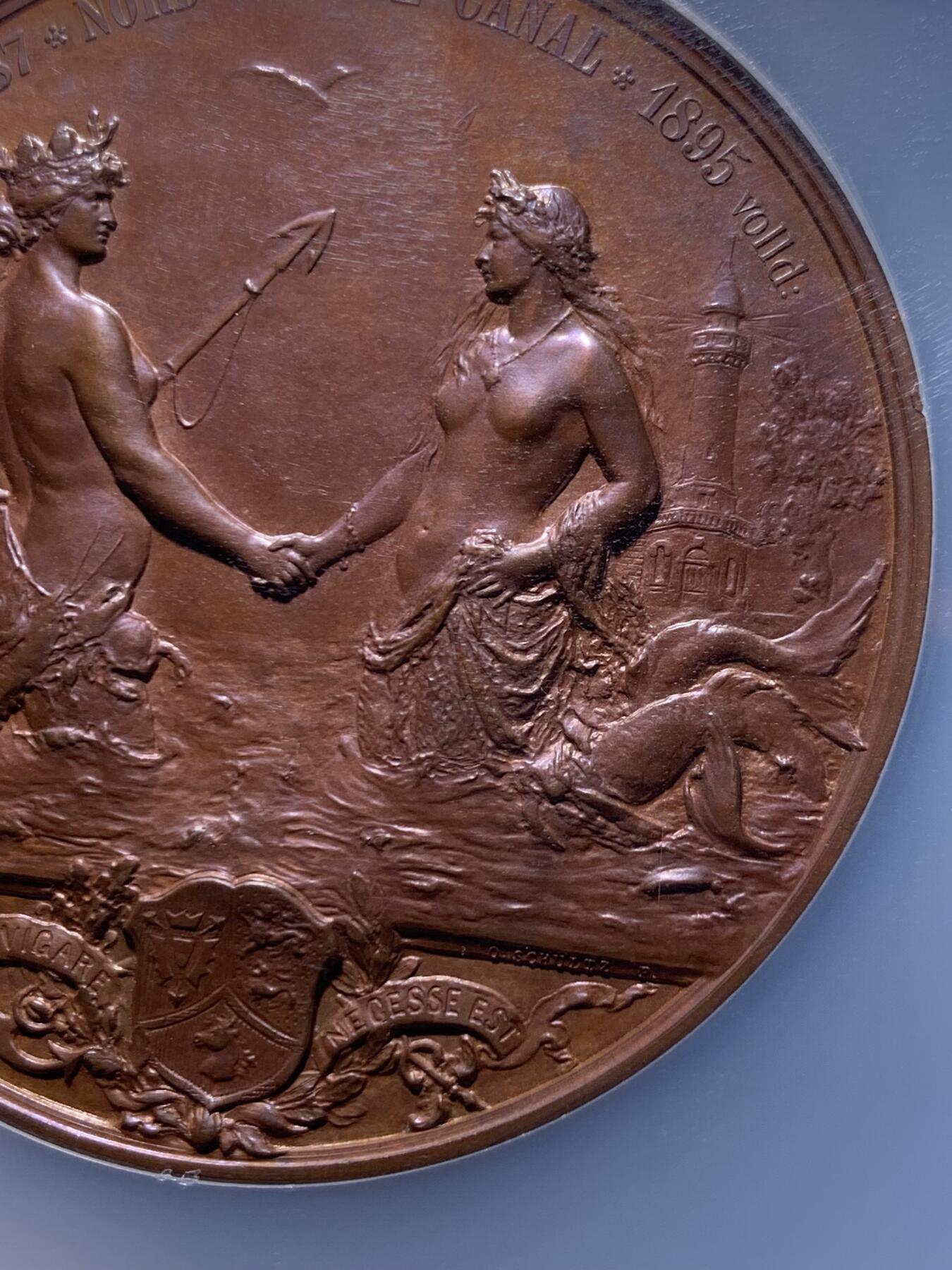 《竞宝斋》第477场 周日，周一 2场连拍 （全场包邮）欢迎送拍 NGC MS63BN 1895年德国普法战争胜利25周年三皇纪念基尔运河开通大铜章 德系名章之一 加大加厚盒