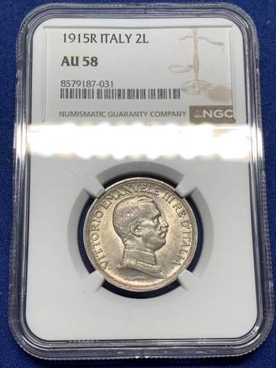 《竞宝斋》第477场 周日，周一 2场连拍 （全场包邮）欢迎送拍 - NGC-AU58 意大利1915年二里拉银币，原光好品，58中的战斗机