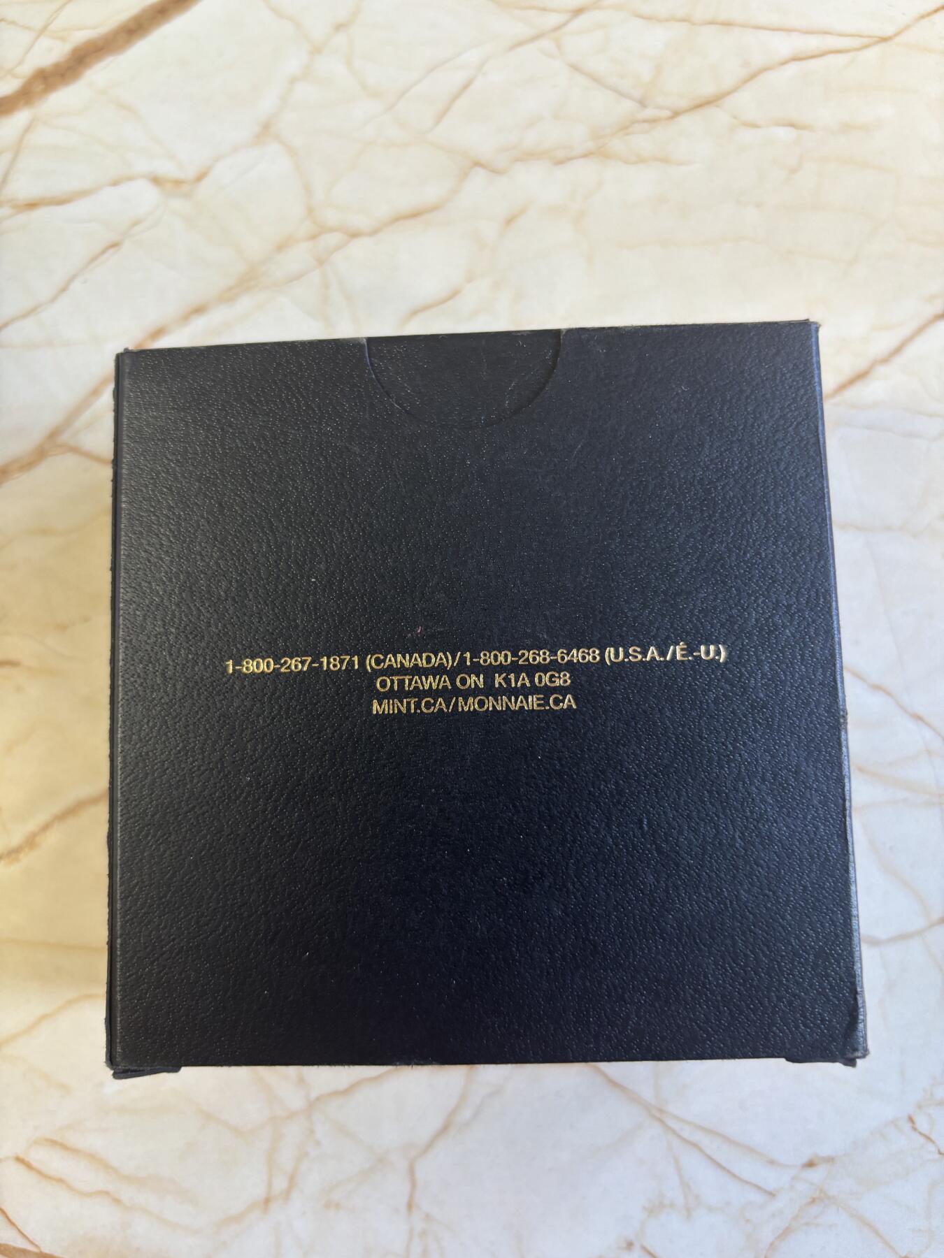 第197期拍卖 加拿大2014年圣诞系列雪人镶嵌威尼斯玻璃彩银币，9999银，发行10000枚