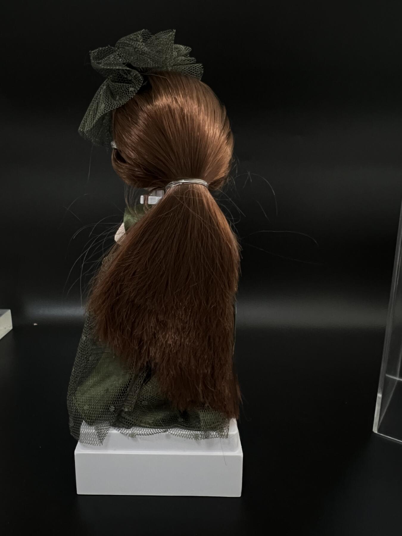 零元拍：正版食玩叮小马娃娃，可动素体，无瑕疵。积木格纳库收纳箱，底部抽屉可开，内含糖果一枚，购于伊藤洋华堂。高21.5CM（格纳库）无包装盒。