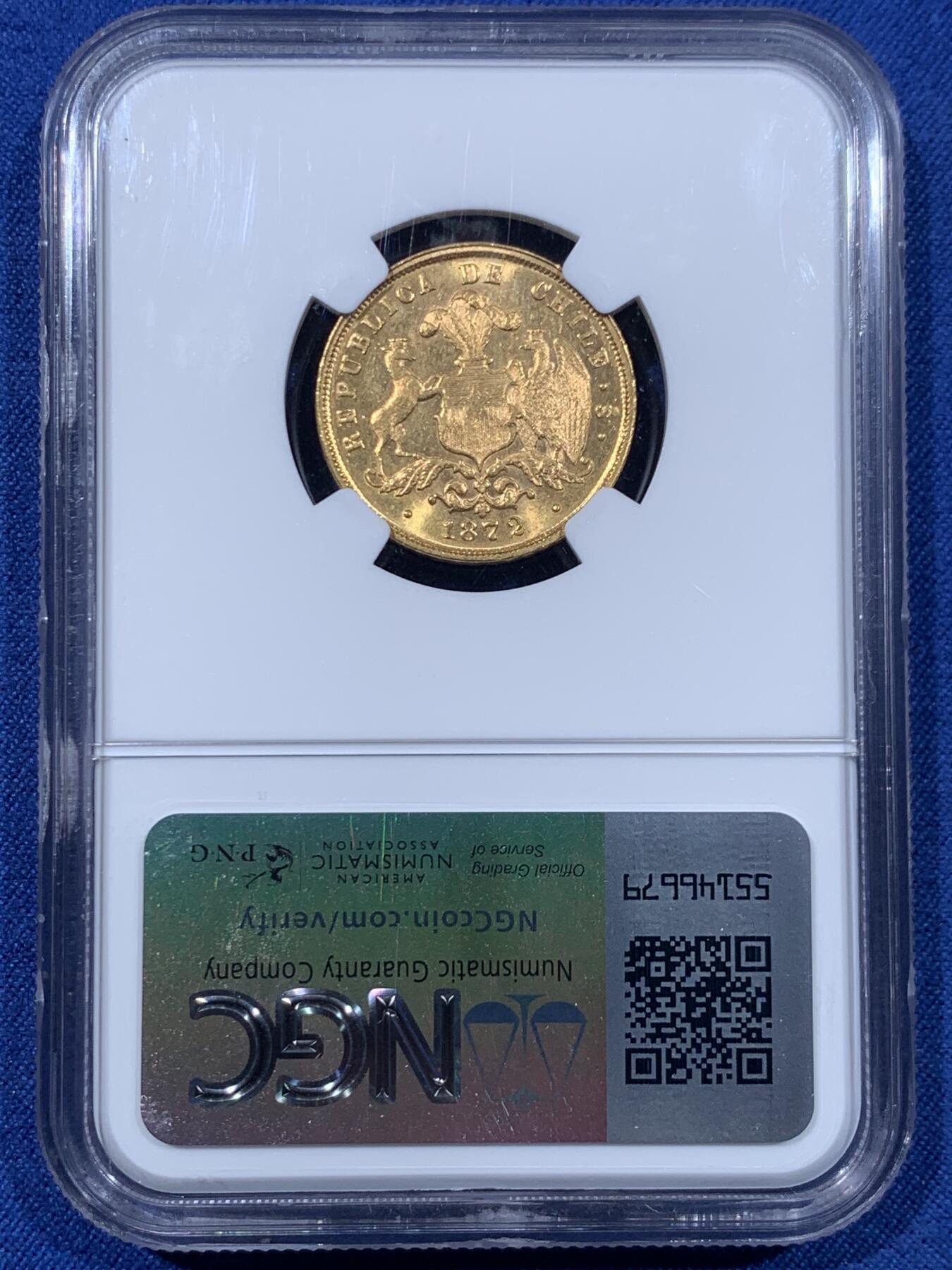 《竞宝斋》第477场 周日，周一 2场连拍 （全场包邮）欢迎送拍 亚军分 NGC MS62 智利 1872SO 5比索 NGC入盒个位数，仅发行23000枚，稀缺少见，收藏南美金币的性价比之选 900金 7.62克