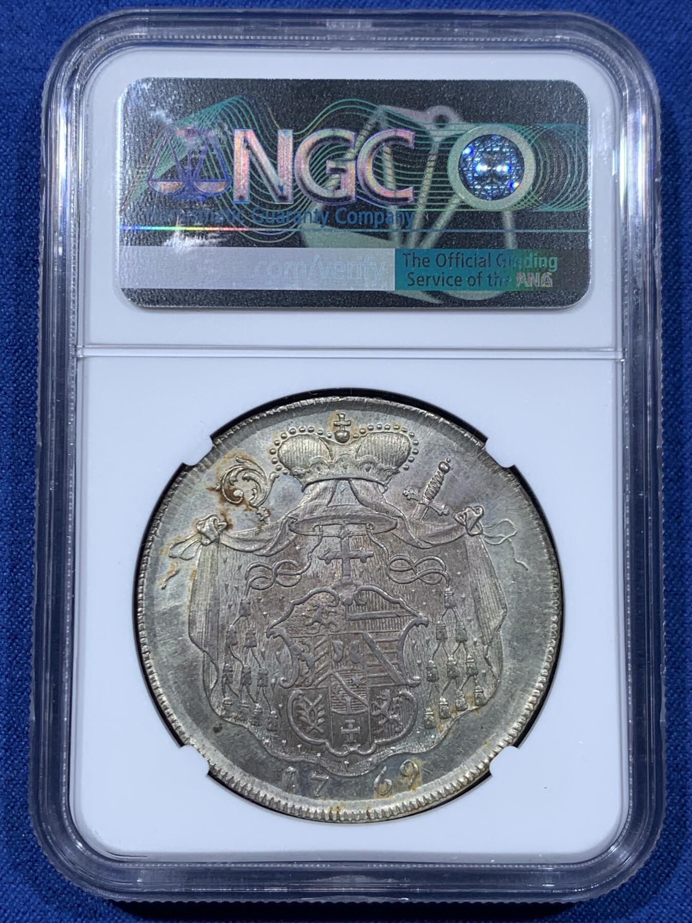 《竞宝斋》第477场 周日，周一 2场连拍 （全场包邮）欢迎送拍 唯一冠军分 NGC MS63 奥地利帝国 1769年 萨尔茨堡大主教区 施拉滕巴赫泰勒大银币 少见的小人像版本 也是唯一的MS级