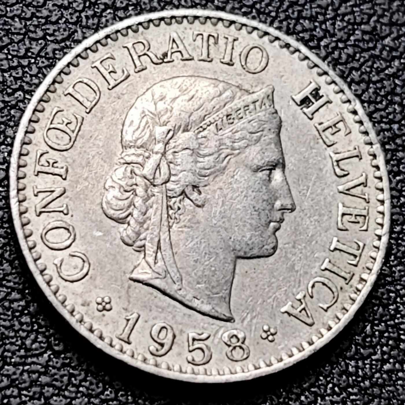 泉币菌-第220场-拍品多 请提前出价 。