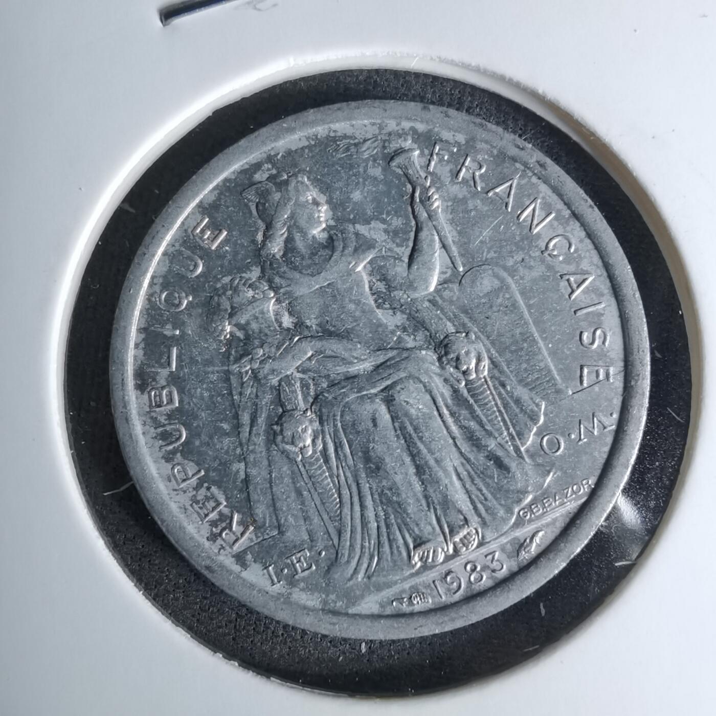 沼泽如烟--第1045场 法属新喀里多尼亚1983年1法郎