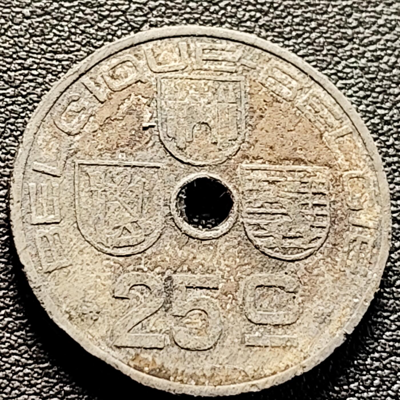 泉币菌-第220场-拍品多 请提前出价 。