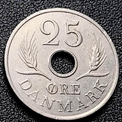 泉币菌-第220场-拍品多 请提前出价 - 丹麦1966年25欧尔中孔镍币 玛格丽特二世花押 