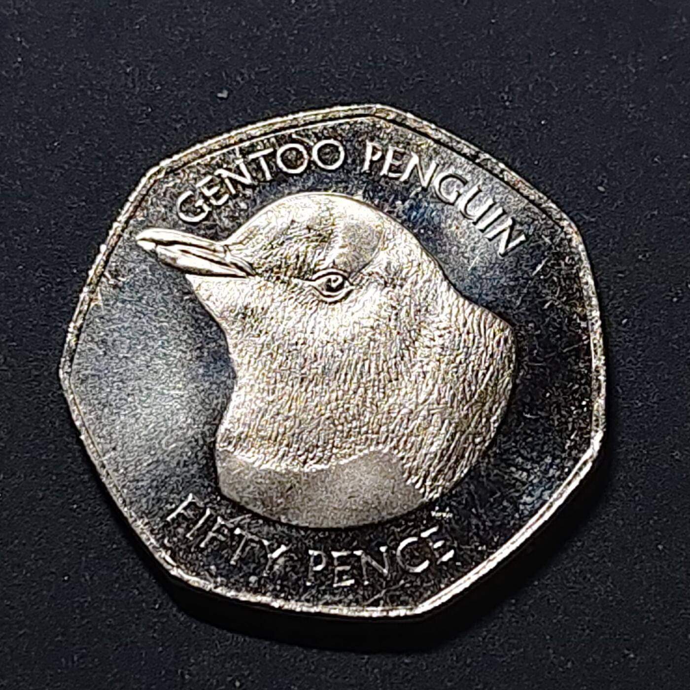 【全场包邮】纯粹捡漏拍518场 福克兰群岛2021年50便士白眉企鹅PL纪念币