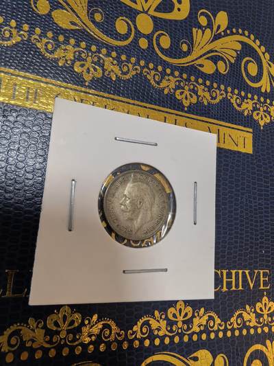 长老汇马年精选第十六场拍卖 - 1928英国乔治五世6便士银币，2.83克500银