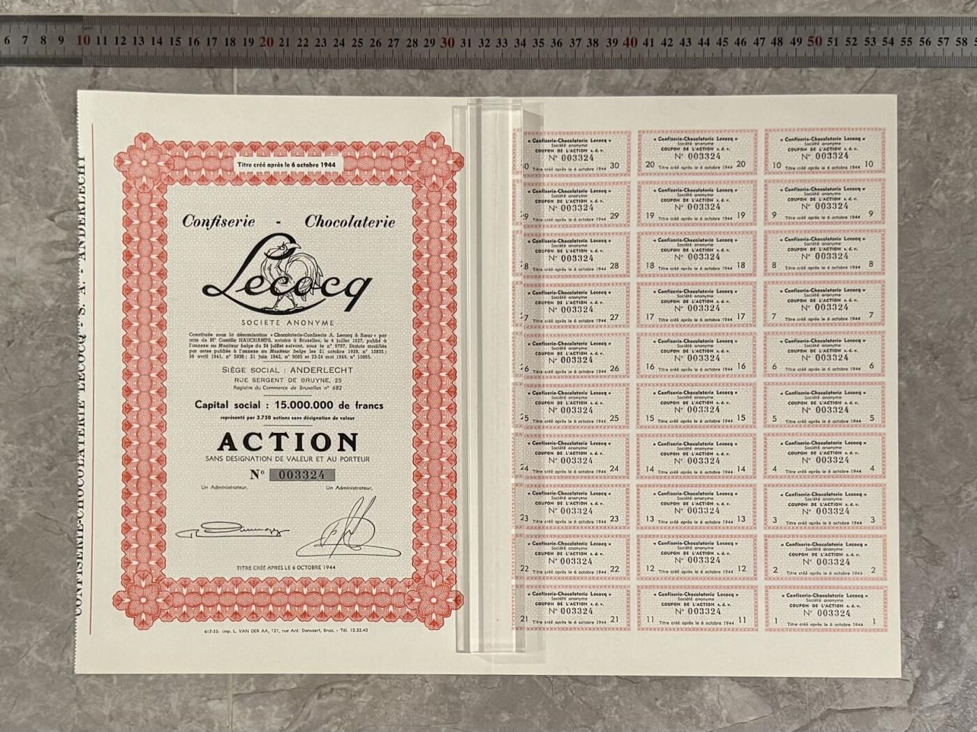 上世纪初国外股票金融票证限时拍，全场包邮0佣金，第260407期  【乾奕收藏】比利时莱科克糖果巧克力有限公司1944年10月6日无记名股票，编号003324，15000000法郎资本，分为3750股，品相以图为准，适合老证券、股票、历史资料收藏。