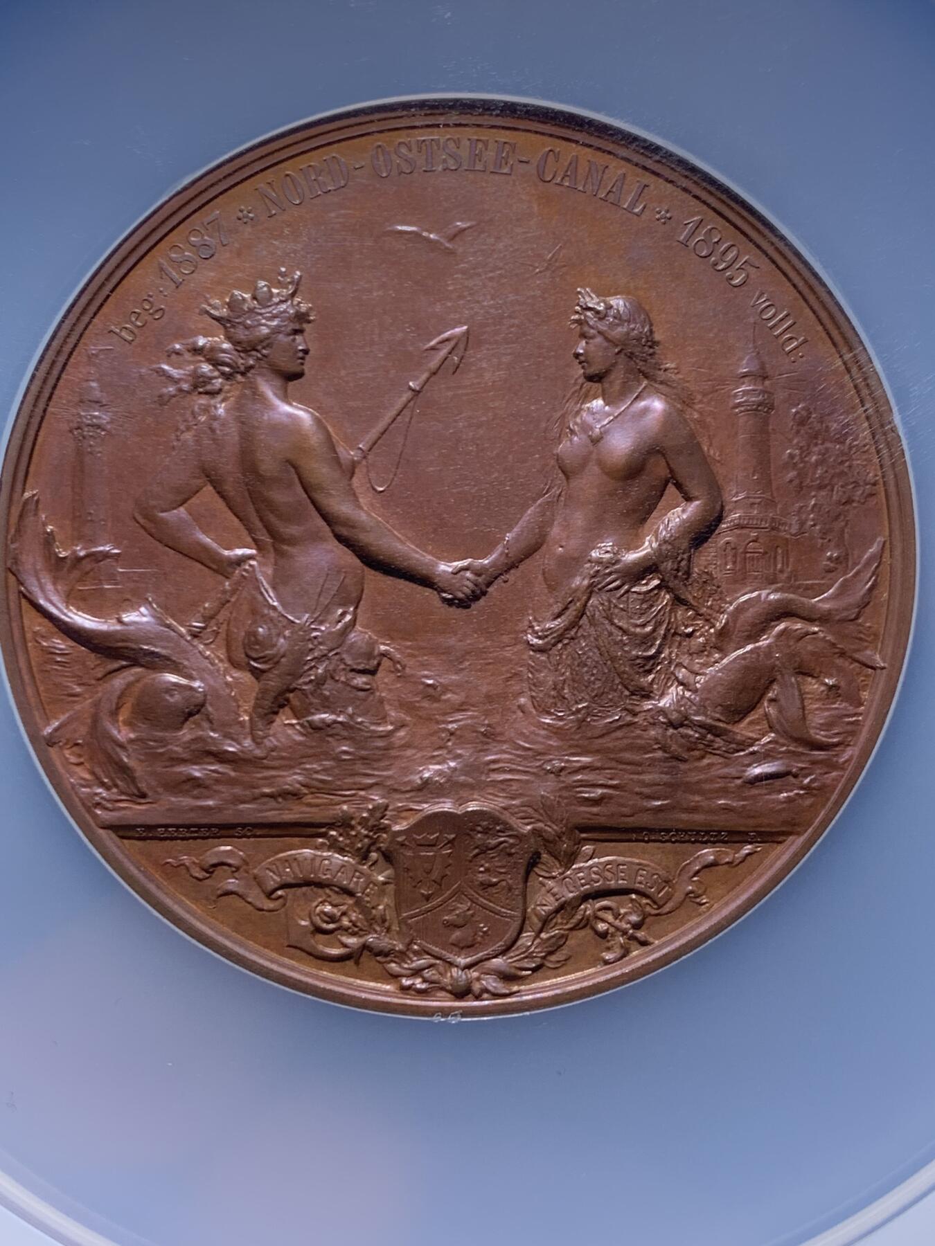 《竞宝斋》第477场 周日，周一 2场连拍 （全场包邮）欢迎送拍 NGC MS63BN 1895年德国普法战争胜利25周年三皇纪念基尔运河开通大铜章 德系名章之一 加大加厚盒