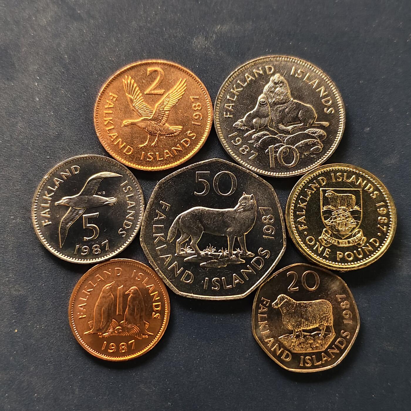 【全场包邮】纯粹捡漏拍518场 福克兰群岛1987年清年份7枚套币-含1镑福克兰群岛盾徽