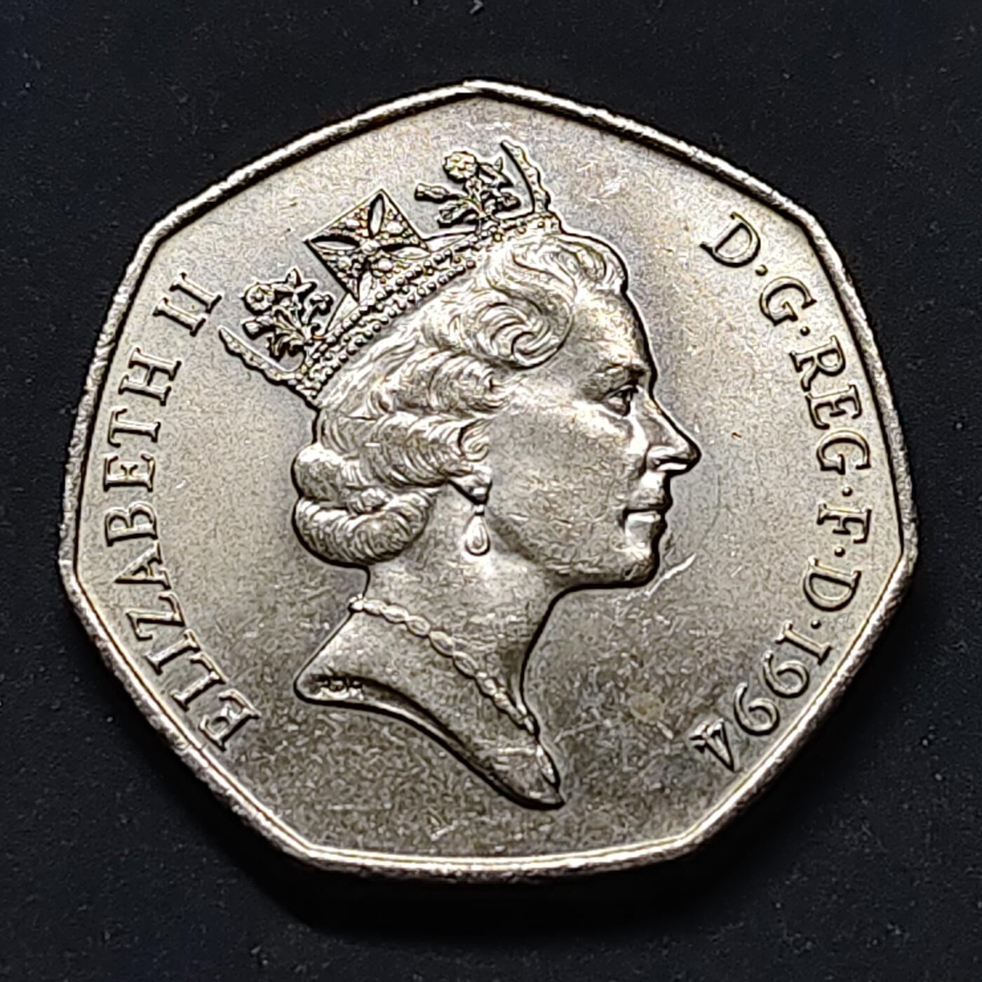 【全场包邮】纯粹捡漏拍518场 【获奖币】英国1994年50便士诺曼底登陆50周年纪念币-年度最佳硬币