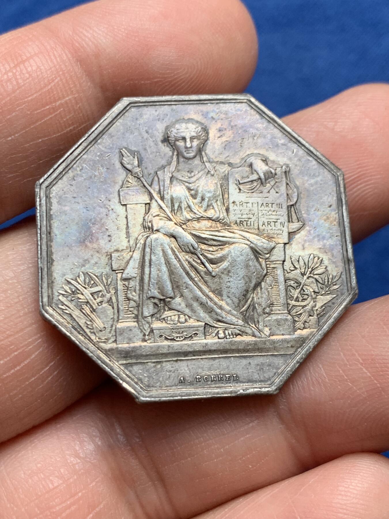 《竞宝斋》第477场 周日，周一 2场连拍 （全场包邮）欢迎送拍 法国公平女神巴黎公证处八角银质代币，丰饶角ARGENT，19.6克，34mm