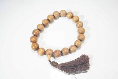 上海都达杂项专场六十六【全场包邮】 - 天然金丝楠木2.0手持圆珠手串 附鉴定证书63-312