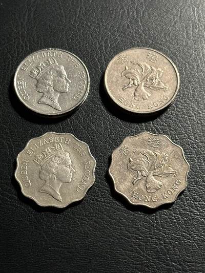 丙午马年四月第二场 。本期更新各类稀有品种 - 香港2，5一组4枚。女王和紫荆花。女王版本还是不错的！（不设起拍，放漏）