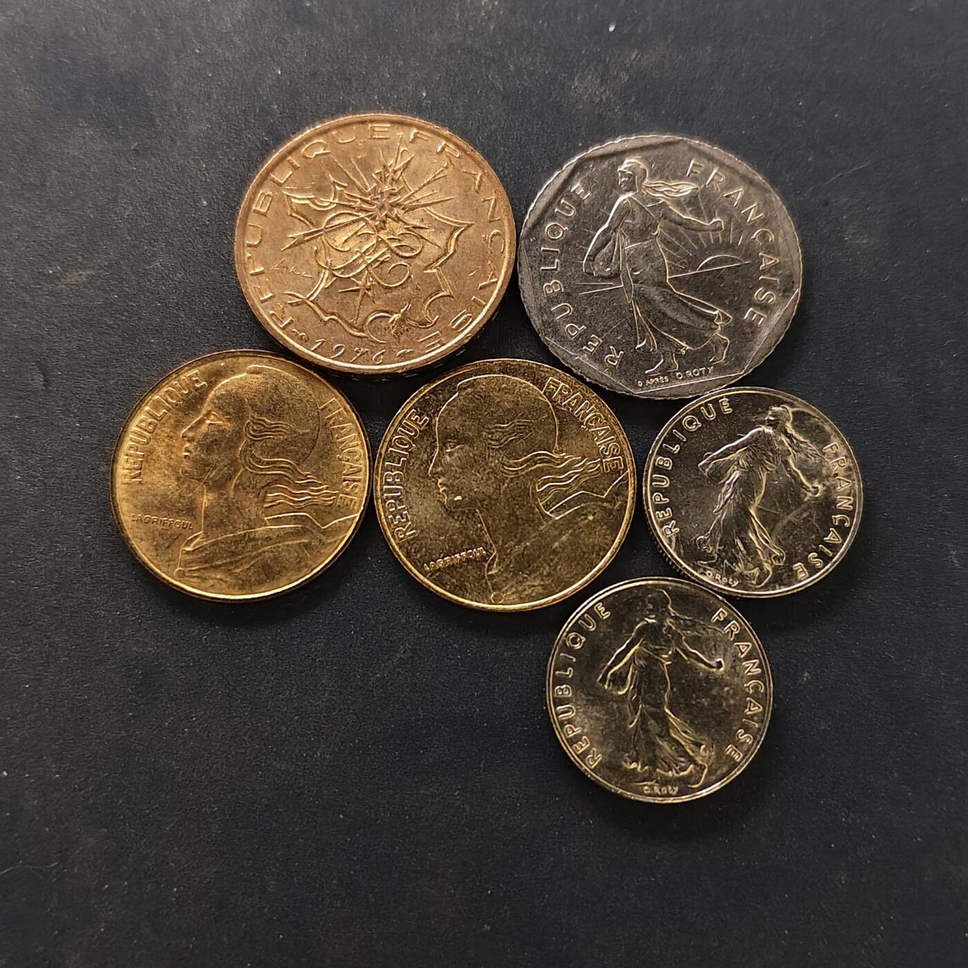 【全场包邮】纯粹捡漏拍518场 法国各年份散币6枚一组