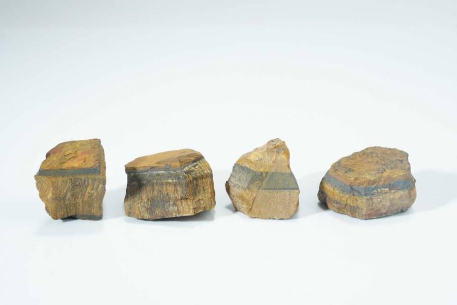 上海都达杂项专场六十六【全场包邮】 天然虎眼石原料 4件62-333