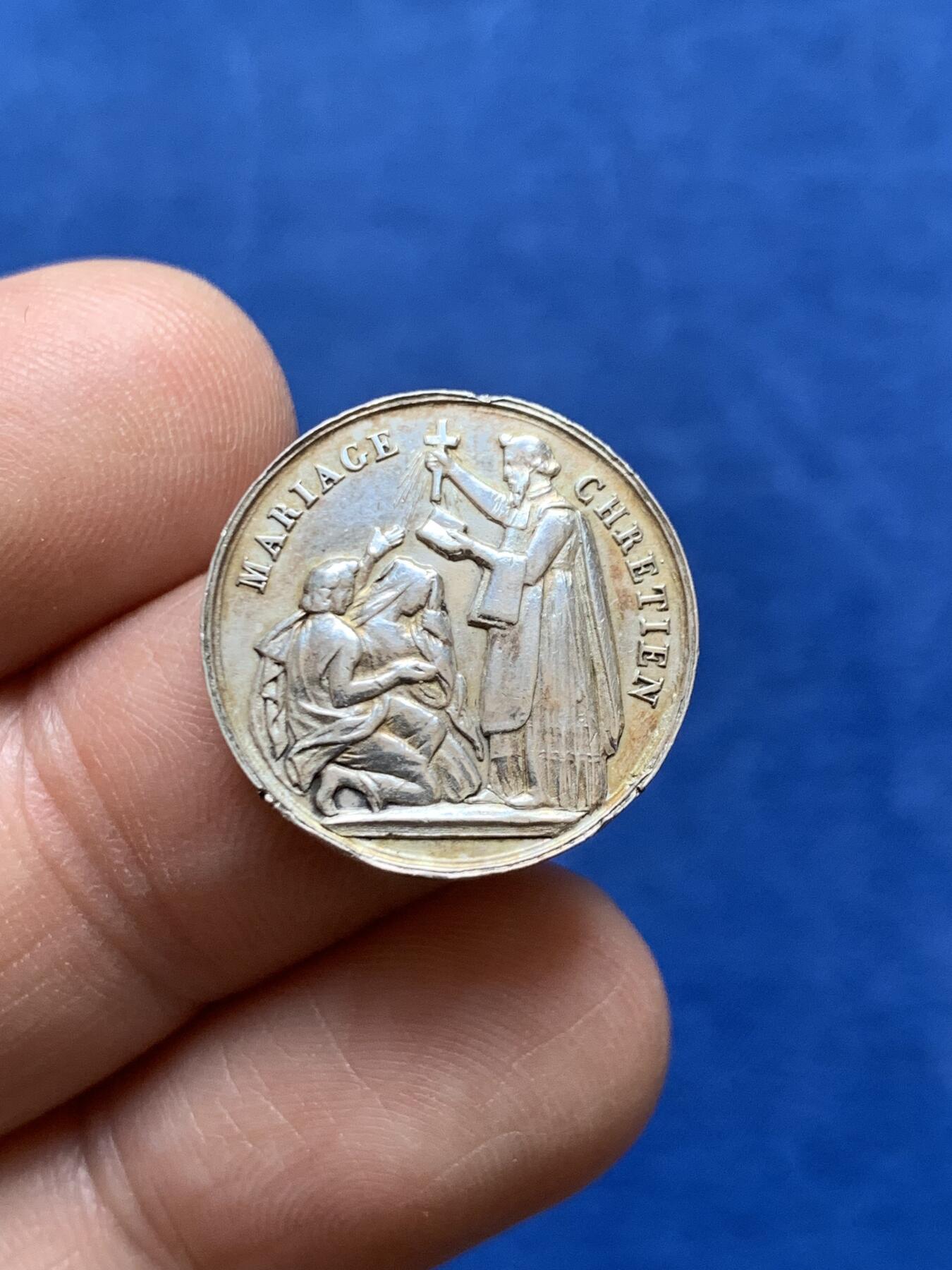 《竞宝斋》第477场 周日，周一 2场连拍 （全场包邮）欢迎送拍