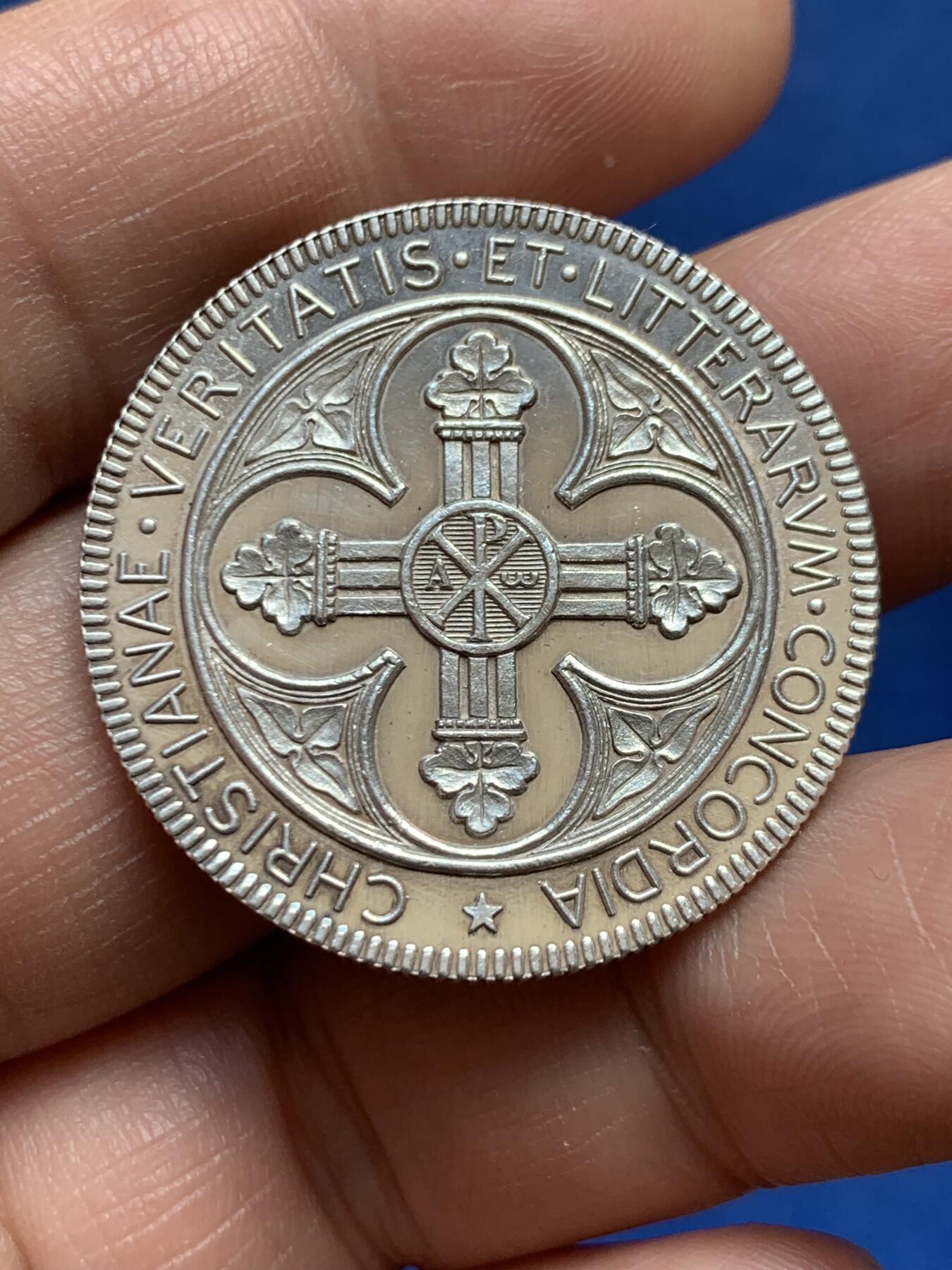 《竞宝斋》第477场 周日，周一 2场连拍 （全场包邮）欢迎送拍 法国圣十字学院银章，正面奥尔良大教堂，ARGENT，13.3克，32.2mm