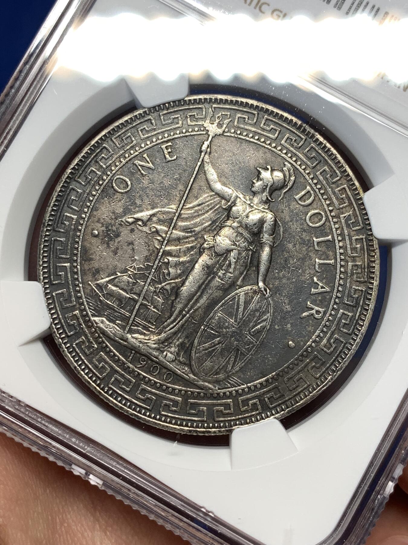 《竞宝斋》第477场 周日，周一 2场连拍 （全场包邮）欢迎送拍 NGC AU 英国1900年B版站洋壹圆大银币