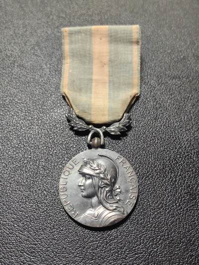 靖甫拍卖第九场 - 法国殖民奖章 银质 单面勋饰版