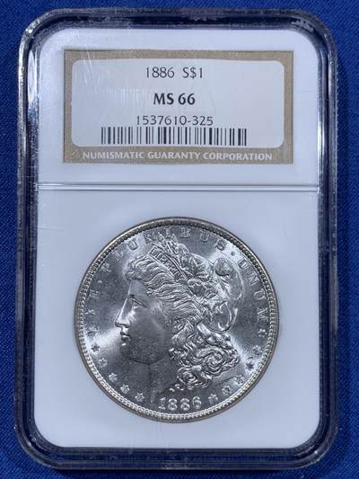 《竞宝斋》第477场 周日，周一 2场连拍 （全场包邮）欢迎送拍 - NGC MS66 美国 1886年 摩根 1美元 银币 超强光度 高分老盒 同分中状态很好的一枚