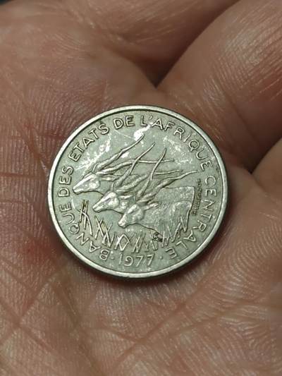 2026年第四十一场(总第二百一十场）外国好品散币场(免佣金) - 中非国家联盟1977年50法郎(D标加蓬用，Dolphin –海豚标)