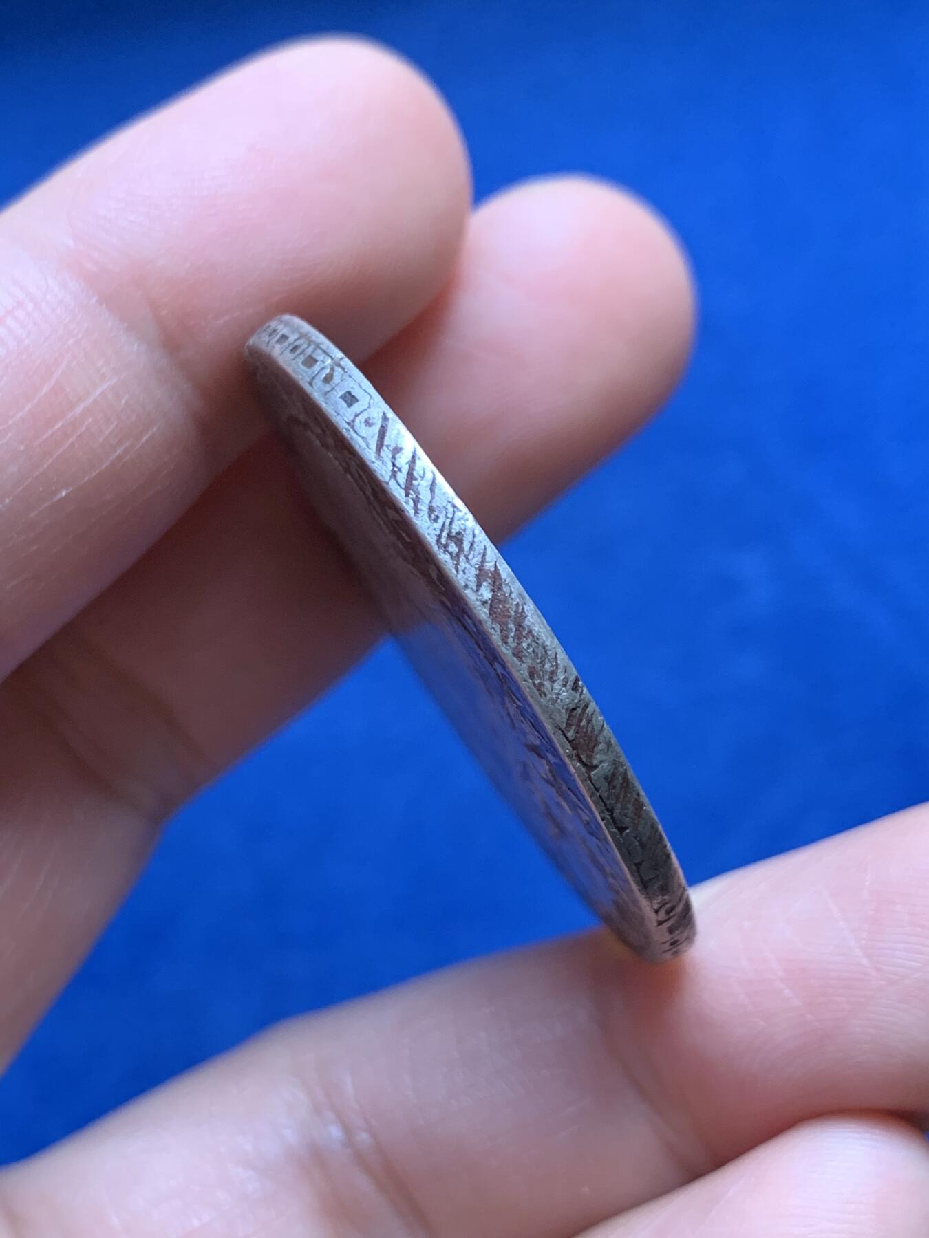 《竞宝斋》第477场 周日，周一 2场连拍 （全场包邮）欢迎送拍 墨西哥1790年卡洛斯四世过渡版8里亚尔银币，卡三头像卡四年号