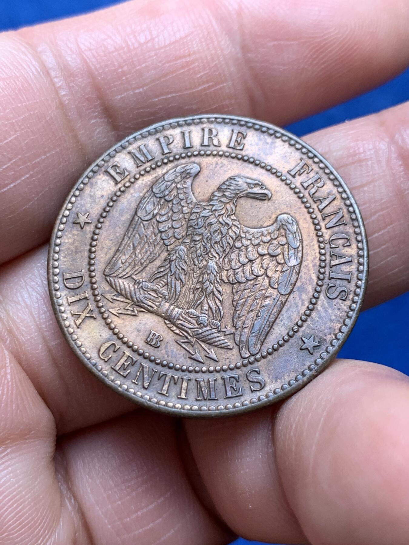 《竞宝斋》第477场 周日，周一 2场连拍 （全场包邮）欢迎送拍 法国1862年拿破仑三世10分大铜币。铜光满满，鹰羽完整。