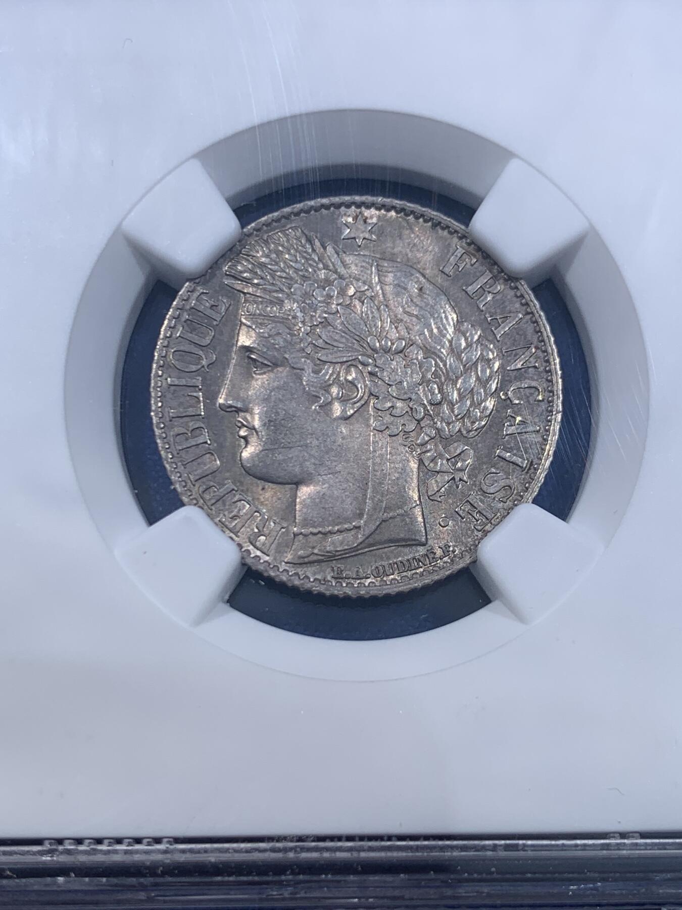 《竞宝斋》第477场 周日，周一 2场连拍 （全场包邮）欢迎送拍 NGC MS63 法国1894A谷物女神1法郎银币 原光未流通，实物很好，背面有种很漂亮少见的靛蓝彩，难得好品。