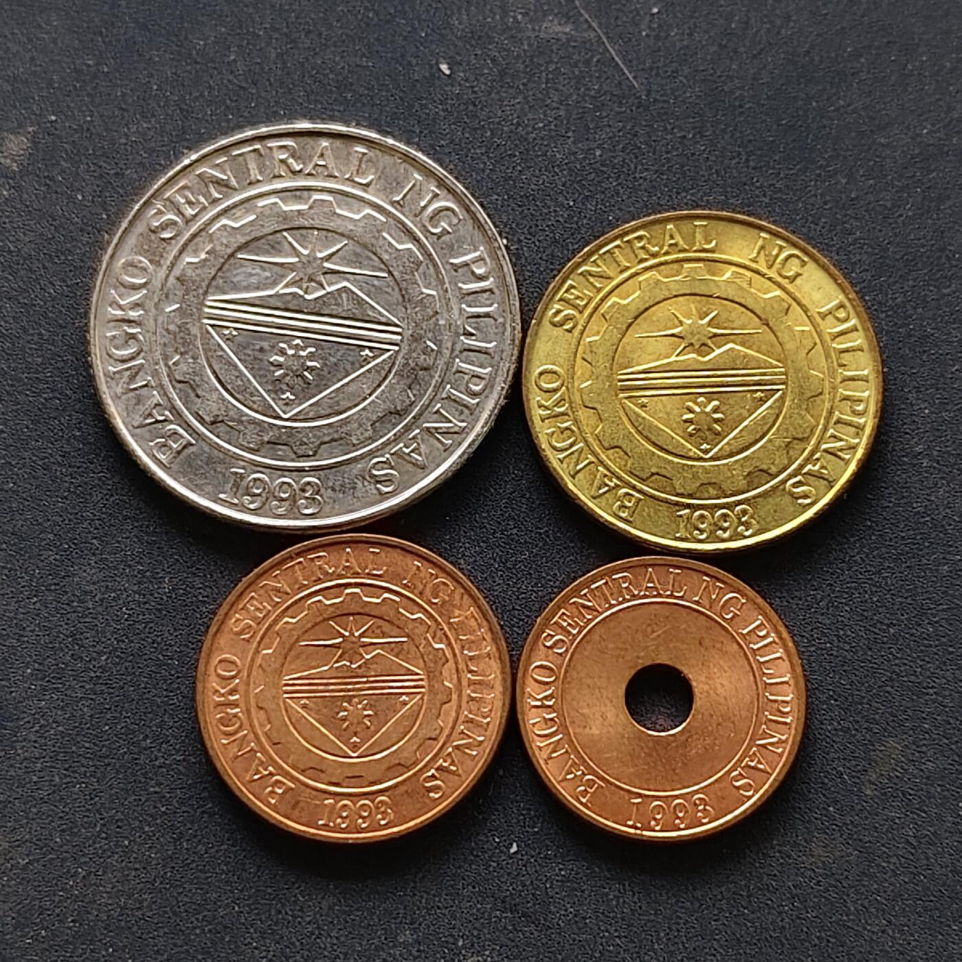 【全场包邮】纯粹捡漏拍518场 菲律宾2002-2010年4枚套币