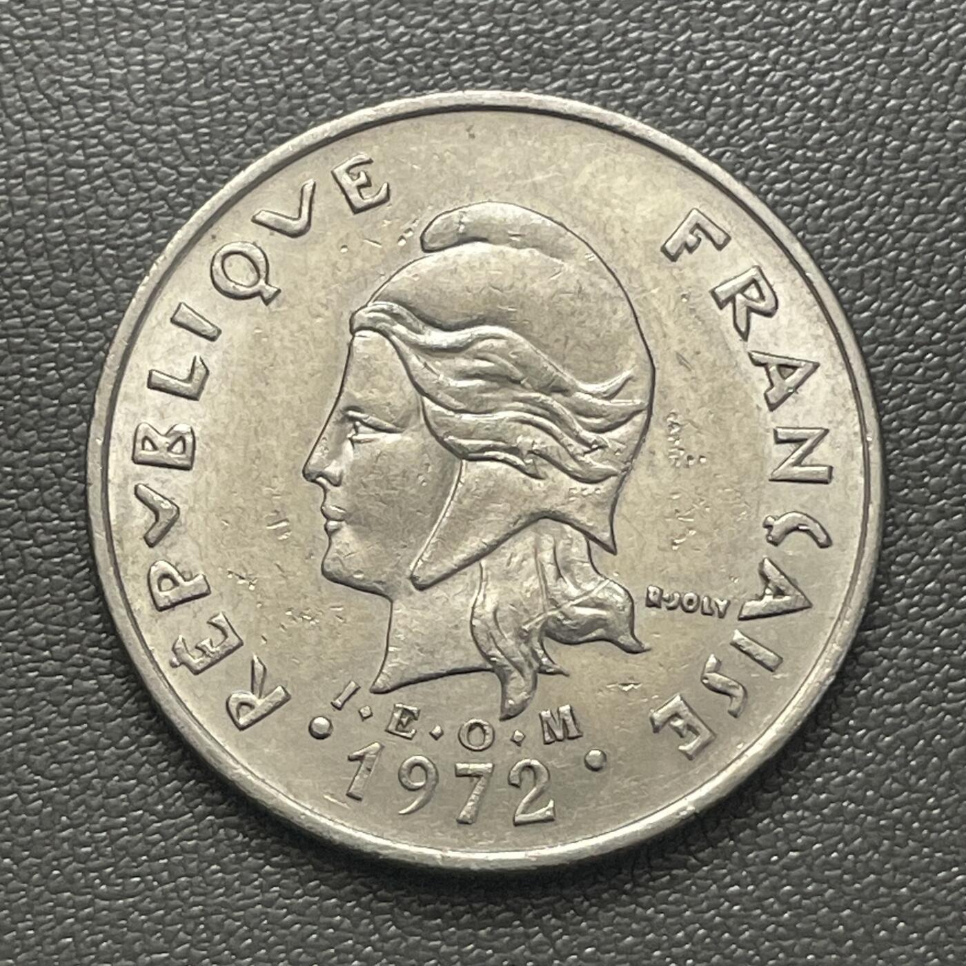 回流0405 新喀里多尼亚1972年20法郎 双牛头镍币