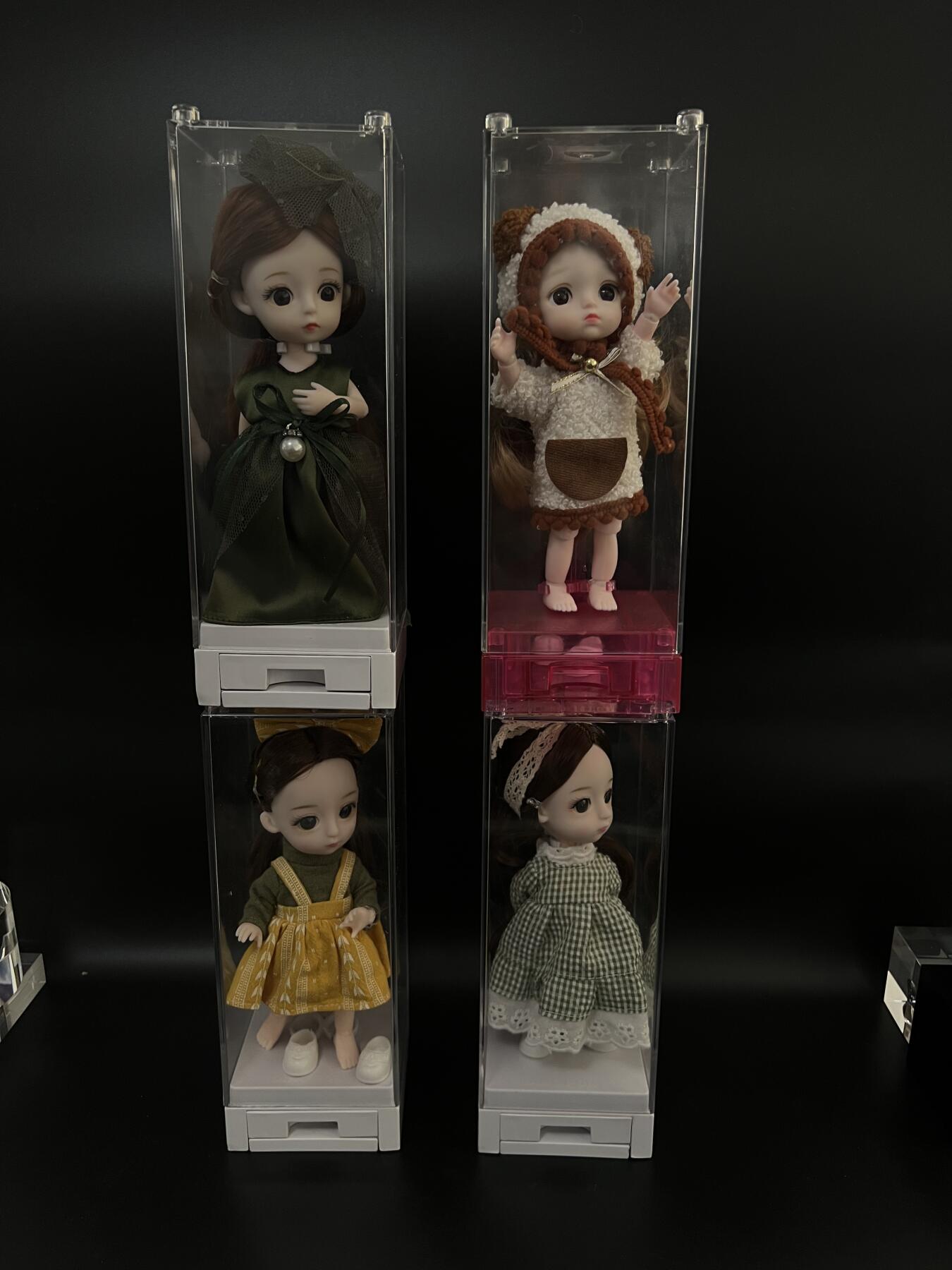 零元拍：正版食玩叮小马娃娃，可动素体，无瑕疵。积木格纳库收纳箱，底部抽屉可开，内含糖果一枚，购于伊藤洋华堂。高21.5CM（格纳库）无包装盒。