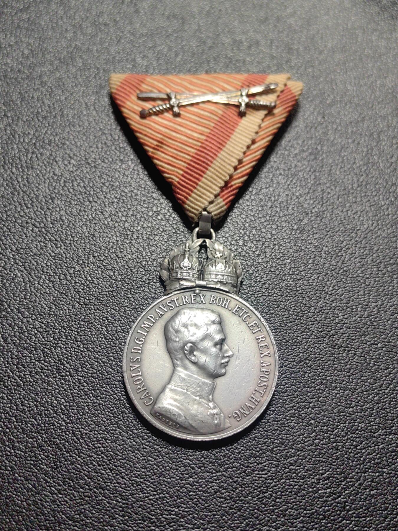 靖甫拍卖第九场 奥匈银级军功奖章 卡尔皇帝版