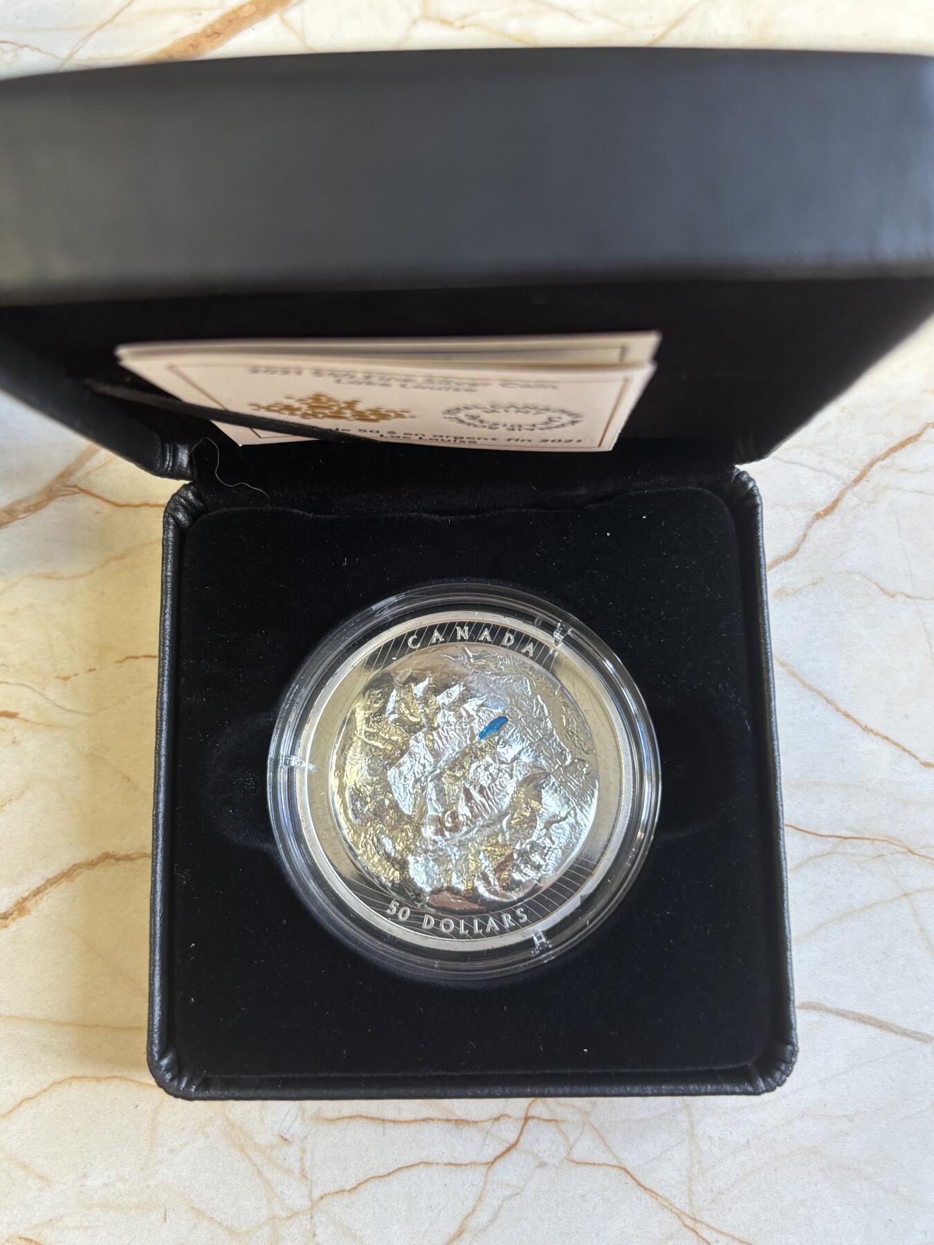 第197期拍卖 加拿大2021年落基山脉明珠路易斯湖潮82.3克高浮雕银币，9999银，发行3000枚，82.3克